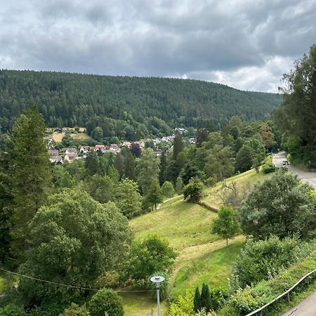 Wohn-Eitel Romantik Apartment Bad Wildbad Exterior photo